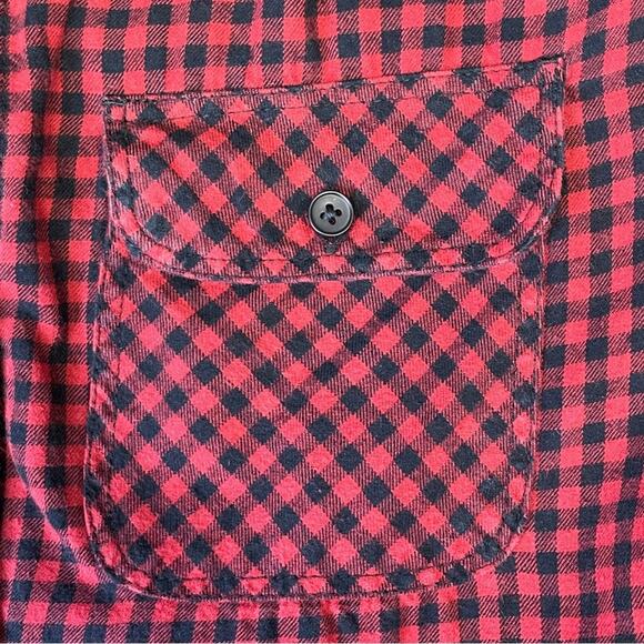 Eddie Bauer flannel shirt red black buttons pockets soft cozy size large - Picture 4 of 4